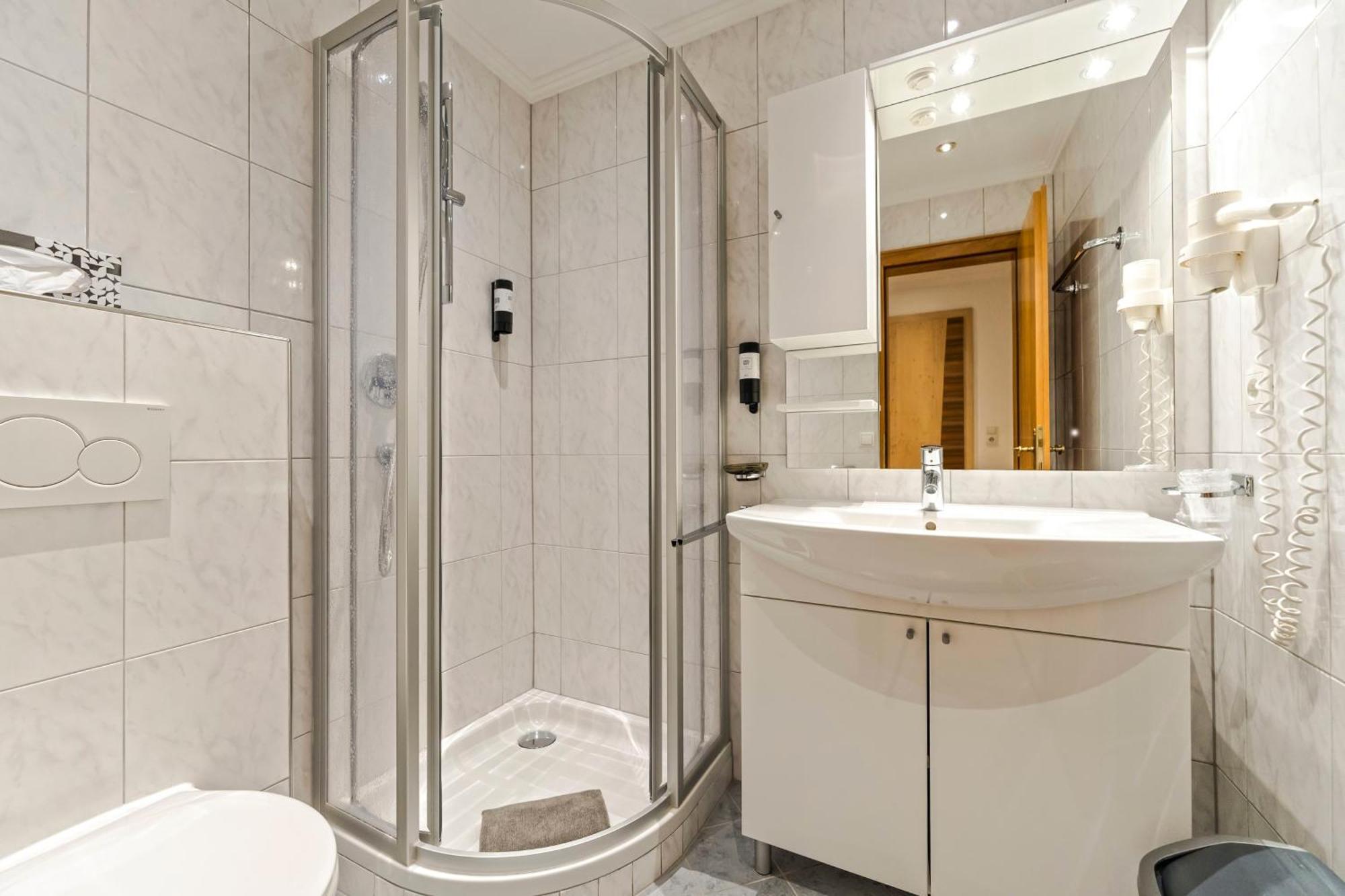 Hotel Garni Siegele - Inklusive Silvretta-Card Premium 伊施格尔 客房 照片