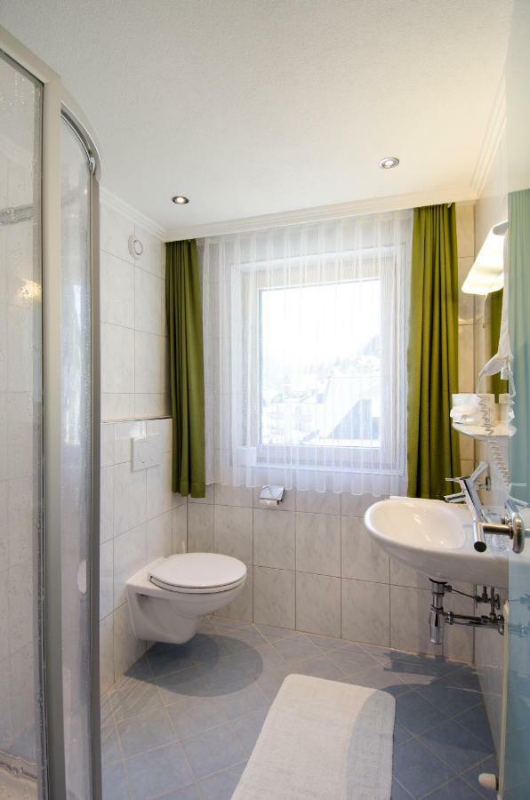 Hotel Garni Siegele - Inklusive Silvretta-Card Premium 伊施格尔 外观 照片