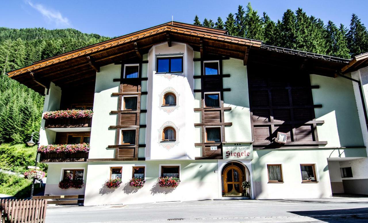 Hotel Garni Siegele - Inklusive Silvretta-Card Premium 伊施格尔 外观 照片