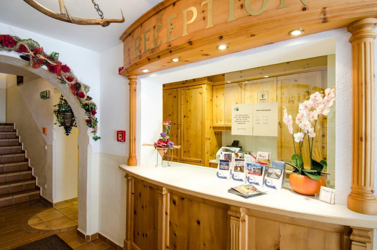 Hotel Garni Siegele - Inklusive Silvretta-Card Premium 伊施格尔 外观 照片