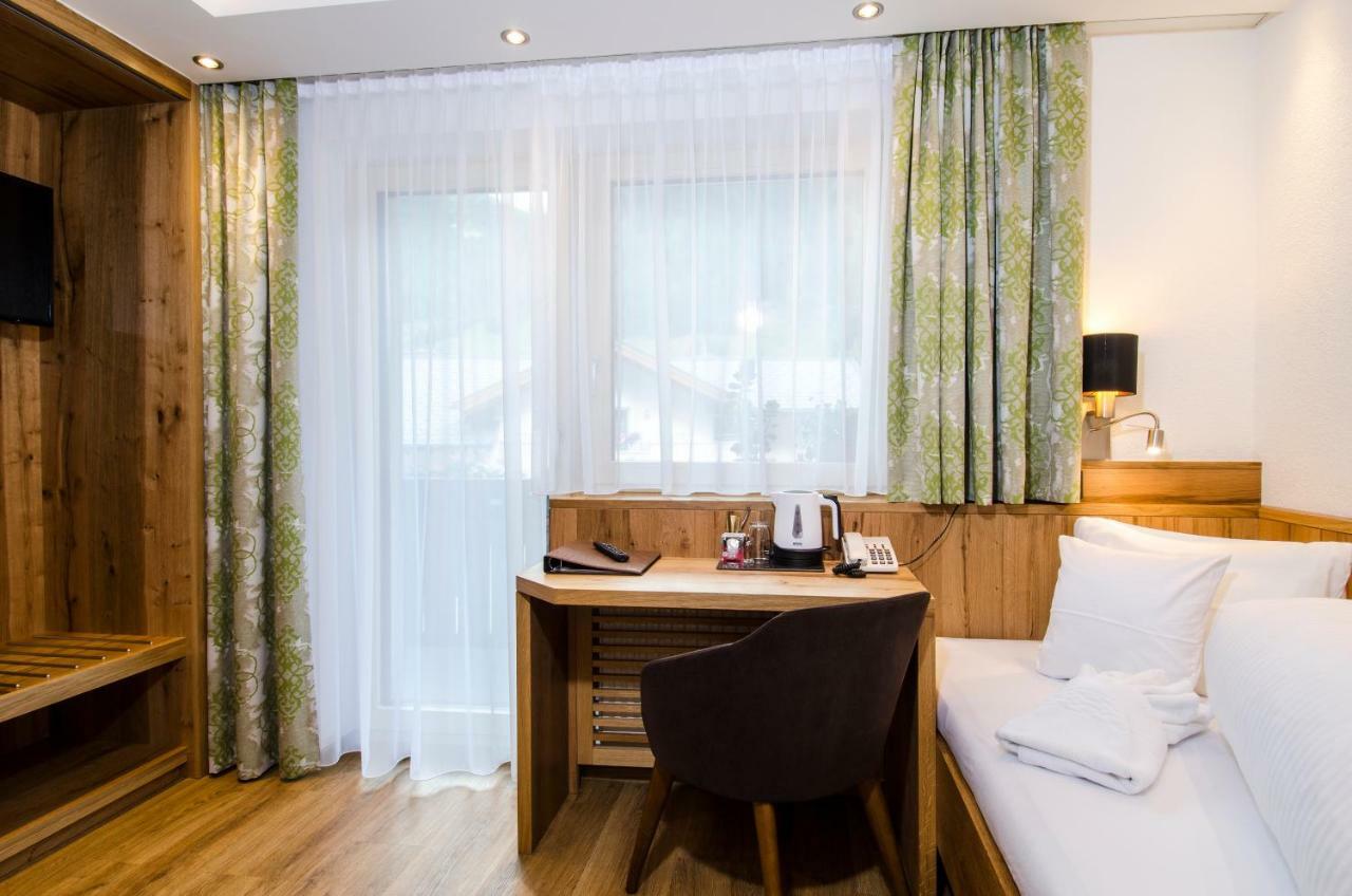 Hotel Garni Siegele - Inklusive Silvretta-Card Premium 伊施格尔 外观 照片
