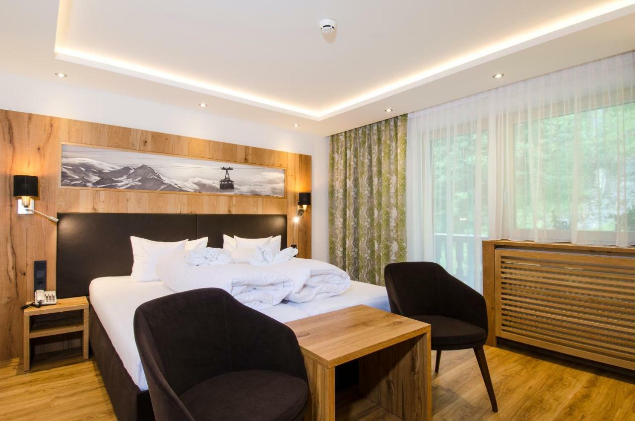 Hotel Garni Siegele - Inklusive Silvretta-Card Premium 伊施格尔 外观 照片